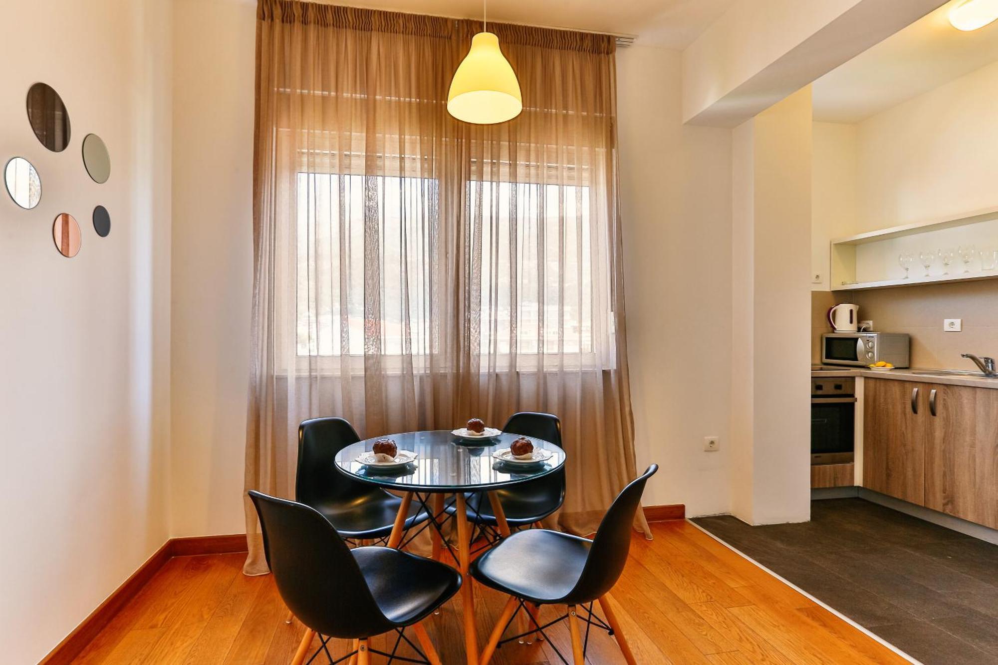 Montesun Apartments 부드바 객실 사진