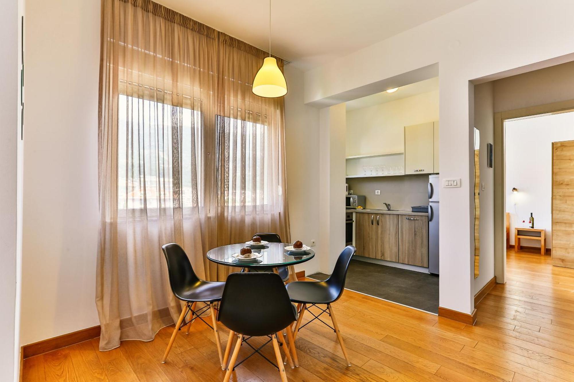 Montesun Apartments 부드바 객실 사진